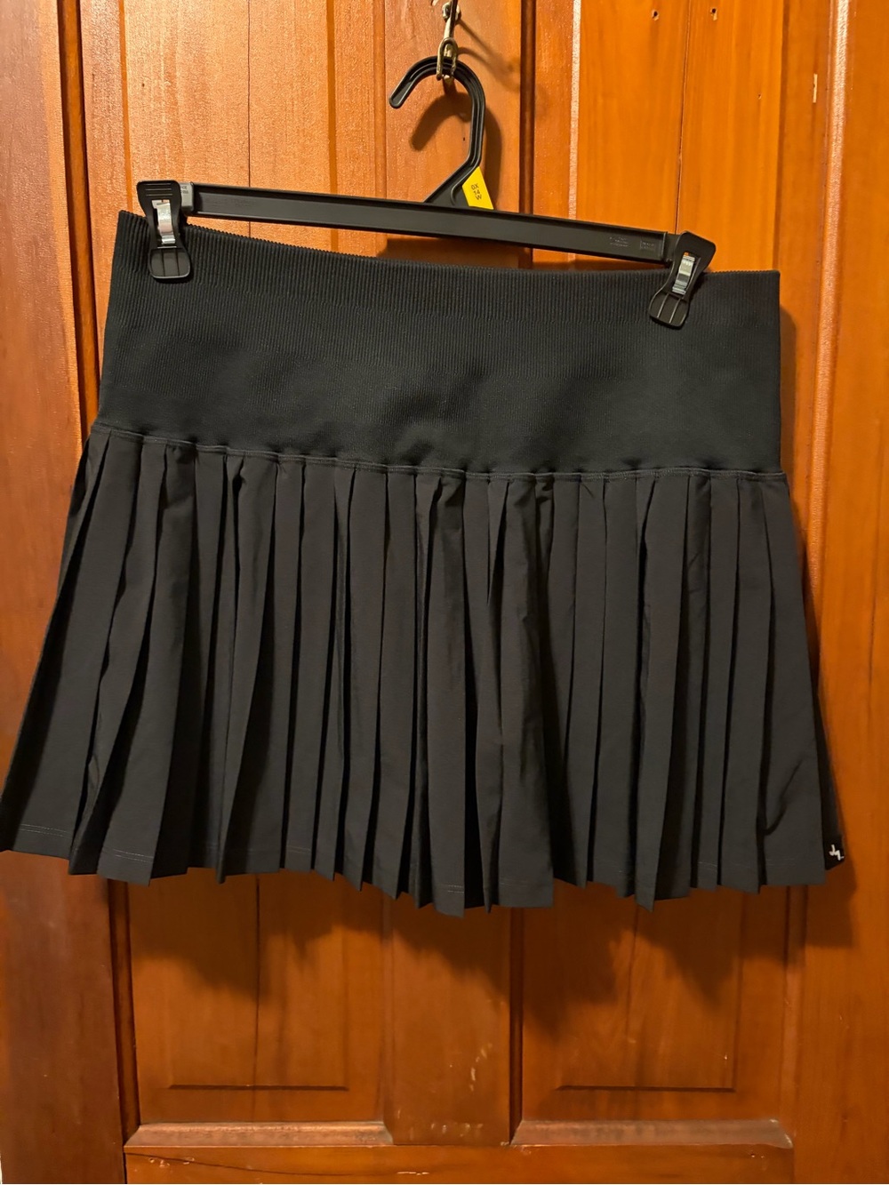 JoyLab Black Pleated Skort with Ribbed Waistband
